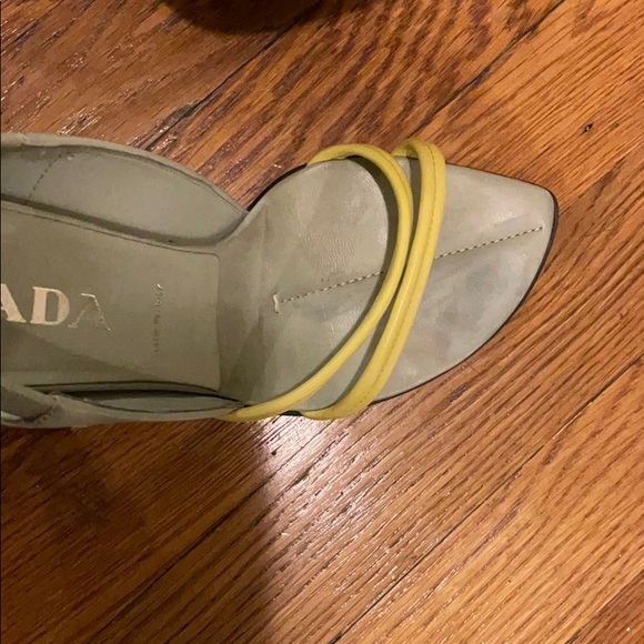 Authentic Prada sandal - Picture 3 of 6